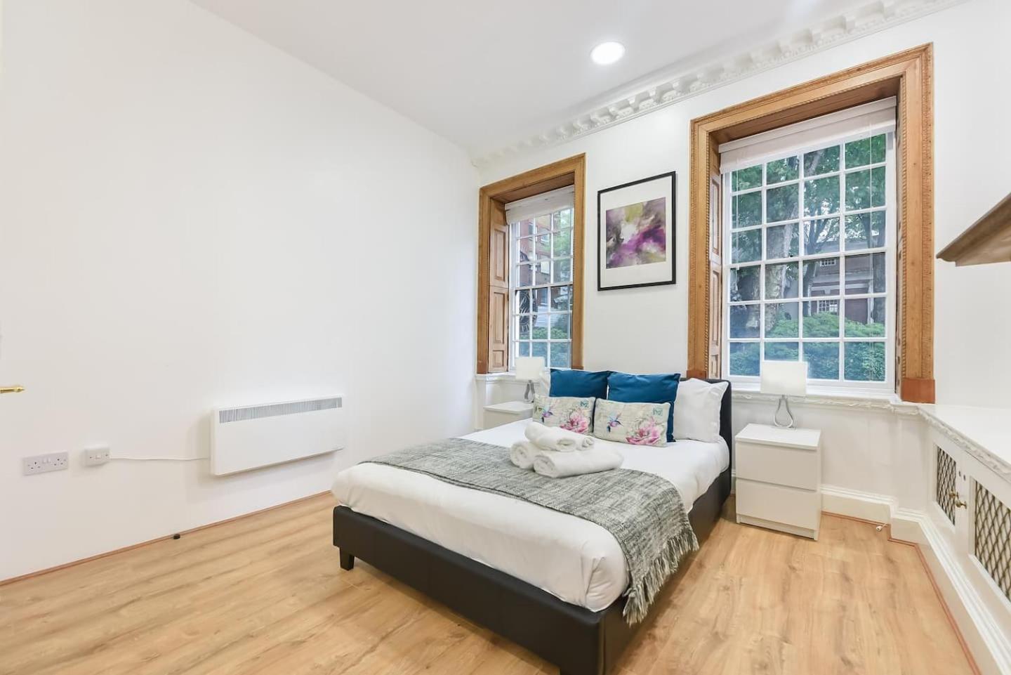 2 Bed Piccadilly Apartment 2 Лондон Екстериор снимка